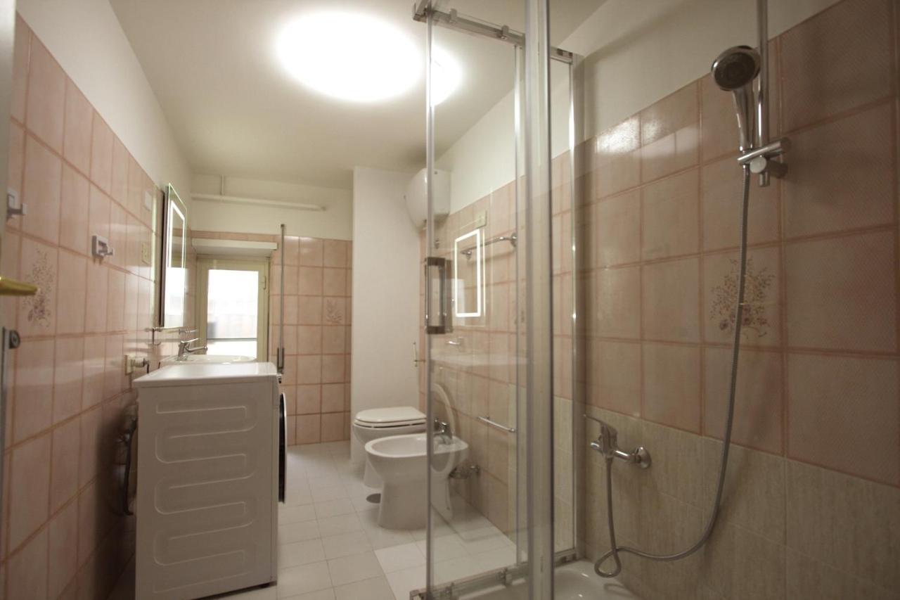 Vascello Holiday House Apartment Rome Exterior photo